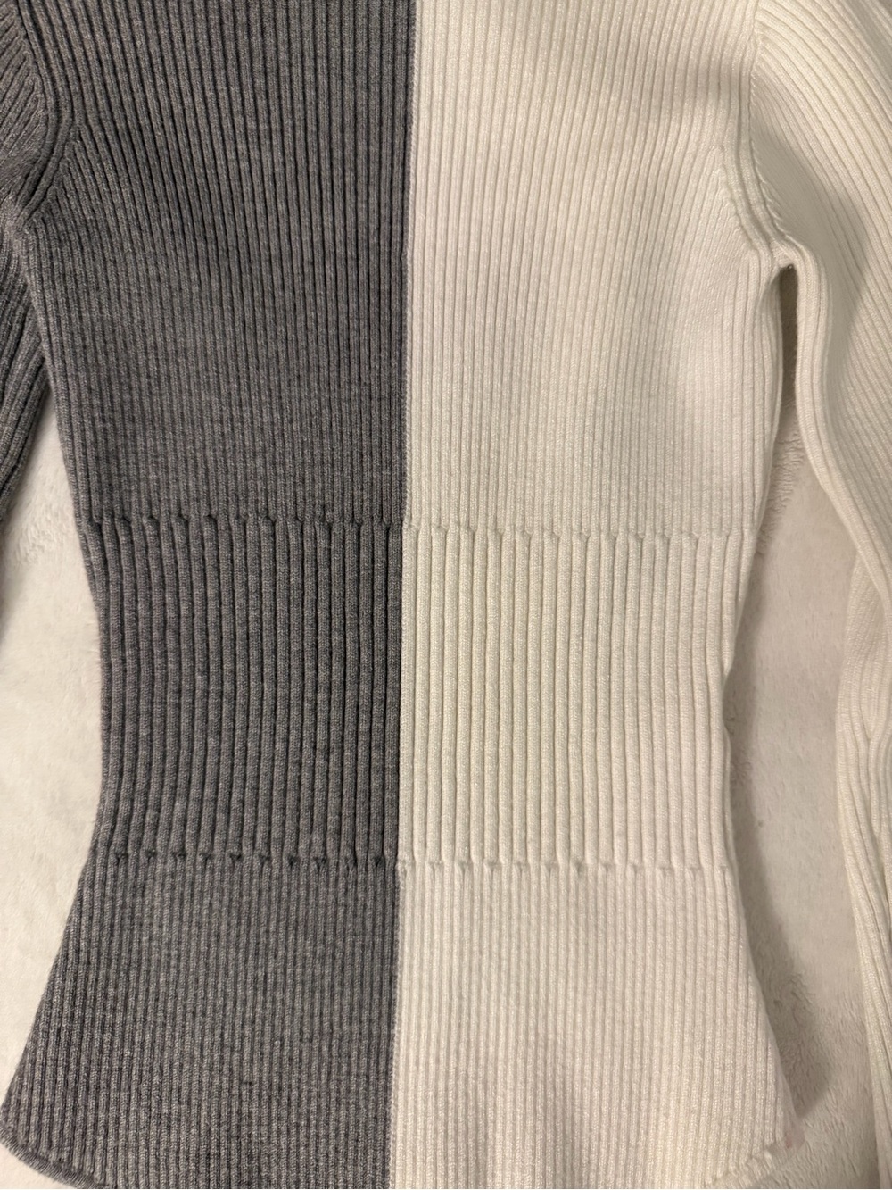 Colorblock Ribbed Long-Sleeve Bodysuit - Gray & White - Picture 2 of 5